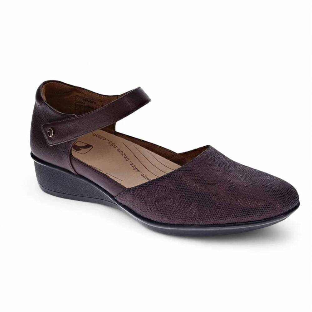 NEW REVERE women's osaka r mary jane shoes in espresso angle
